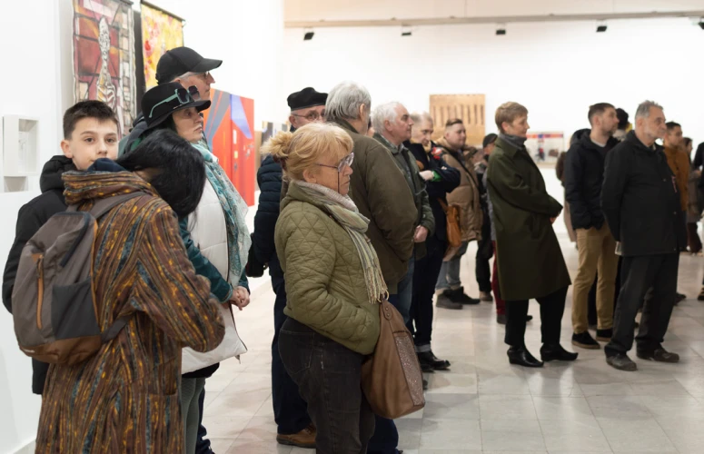 DISSONANCES Изложба конкурс за съвременни визуални изкуства 2